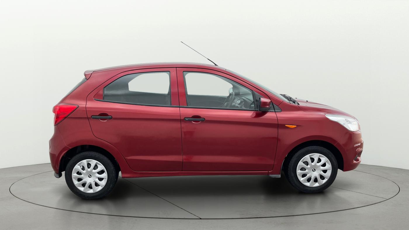 2016 Ford New Figo AMBIENTE 1.2 PETROL, Petrol, Manual, 46,356 km, Right Side View