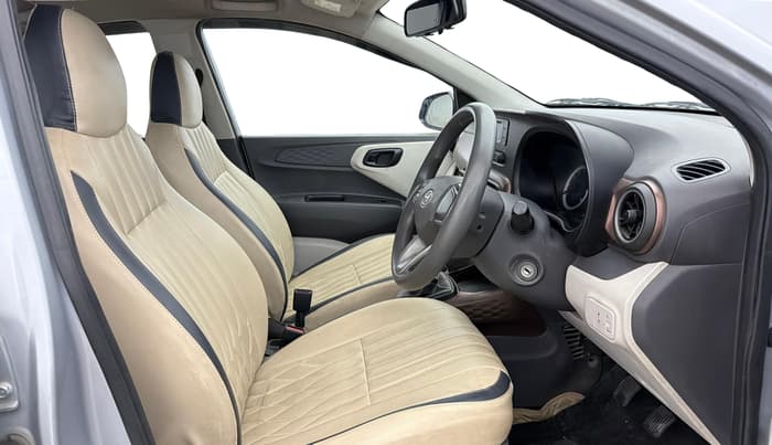 2020 Hyundai AURA S 1.2 CNG, CNG, Manual, 69,240 km, Right Side Front Door Cabin