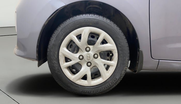 2017 Hyundai Grand i10 SPORTZ 1.2 KAPPA VTVT, Petrol, Manual, 67,783 km, Left Front Wheel