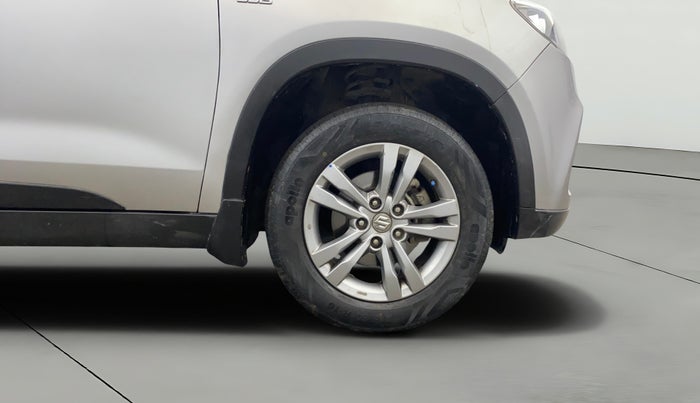 2016 Maruti Vitara Brezza ZDI PLUS, Diesel, Manual, 93,645 km, Right Front Wheel