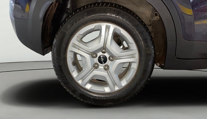 2022 KIA SONET HTK PLUS 1.0 IMT, Petrol, Manual, 15,487 km, Right Rear Wheel