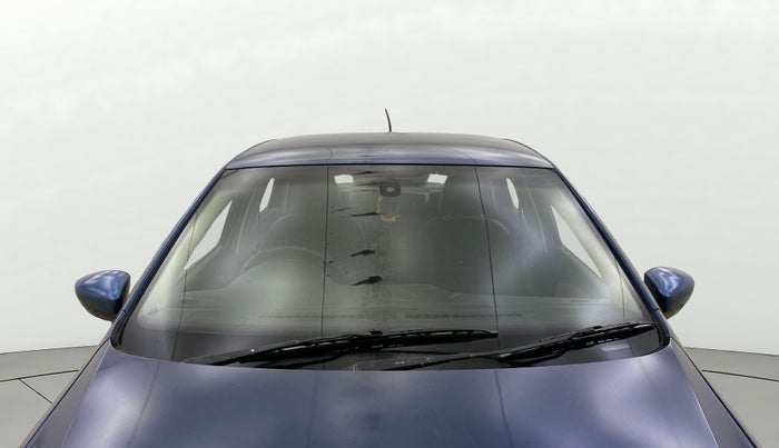 2016 Volkswagen Ameo HIGHLINE1.2L, Petrol, Manual, 78,230 km, Front Windshield