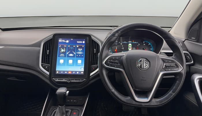 2019 MG HECTOR SHARP 1.5 DCT PETROL, Petrol, Automatic, 1,01,720 km, Steering Wheel Close Up