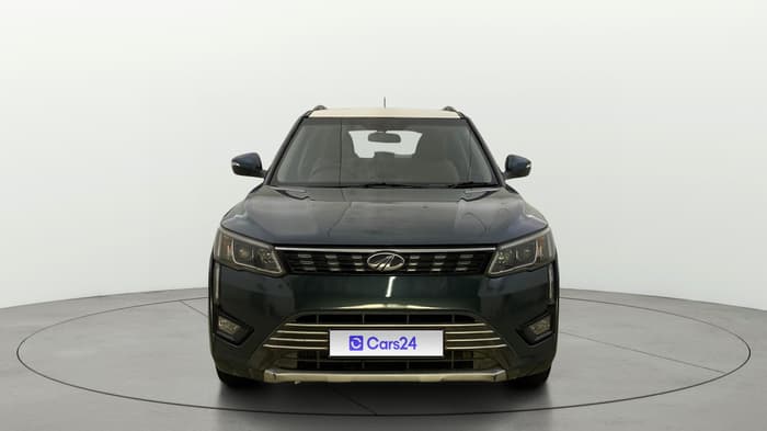 2021 Mahindra XUV300 W8 1.2 PETROL, Petrol, Manual, 50,918 km, Front