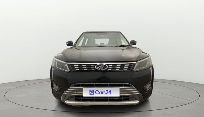 2020 Mahindra XUV300 W8 (O) 1.2 PETROL, Petrol, Manual, 1,04,286 km, Front