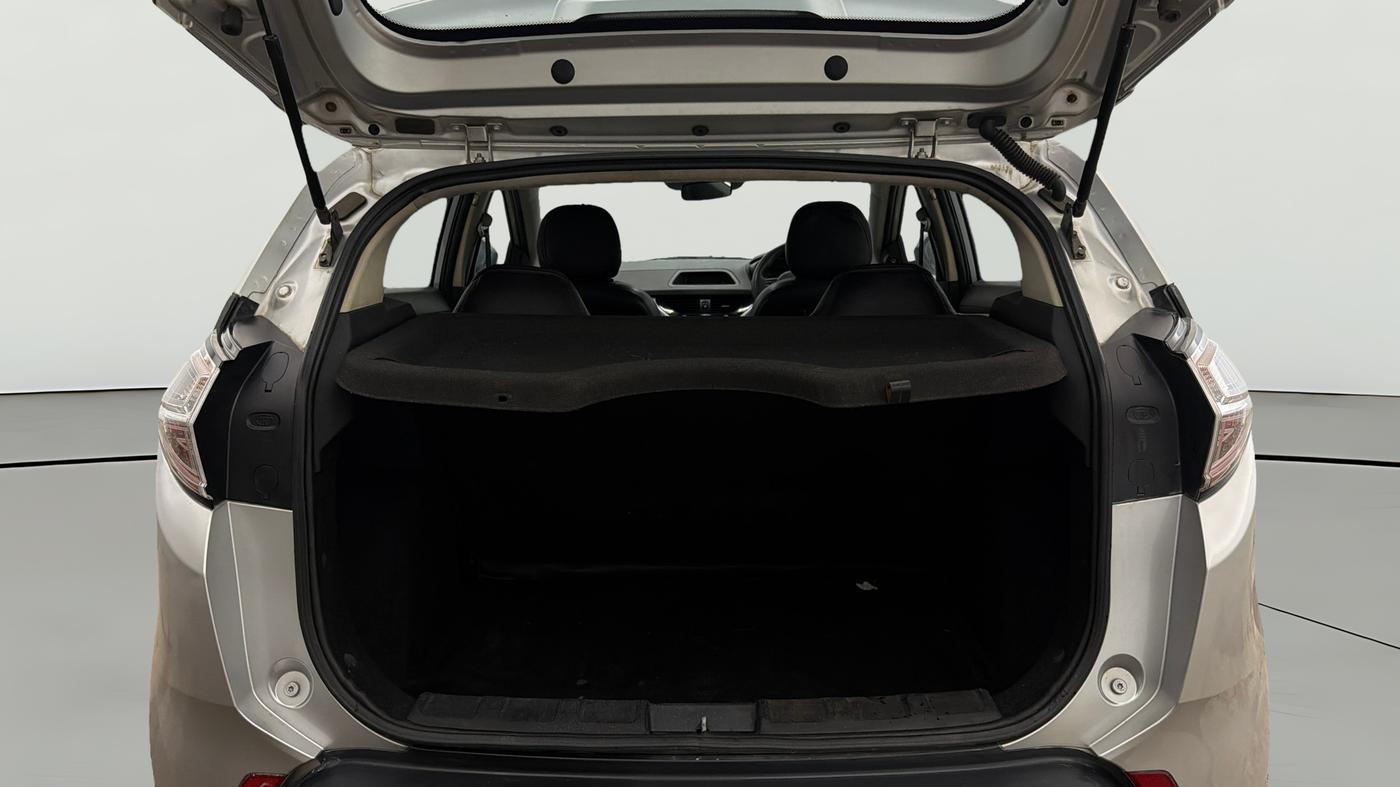 2018 Tata NEXON XM PETROL, Petrol, Manual, 63,300 km, Boot Open Zoomed View