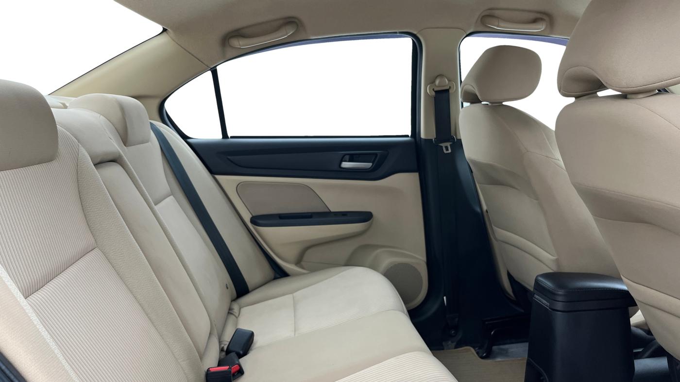 2019 Honda Amaze 1.2L I-VTEC VX, Petrol, Manual, 72,444 km, Right Side Rear Door Cabin