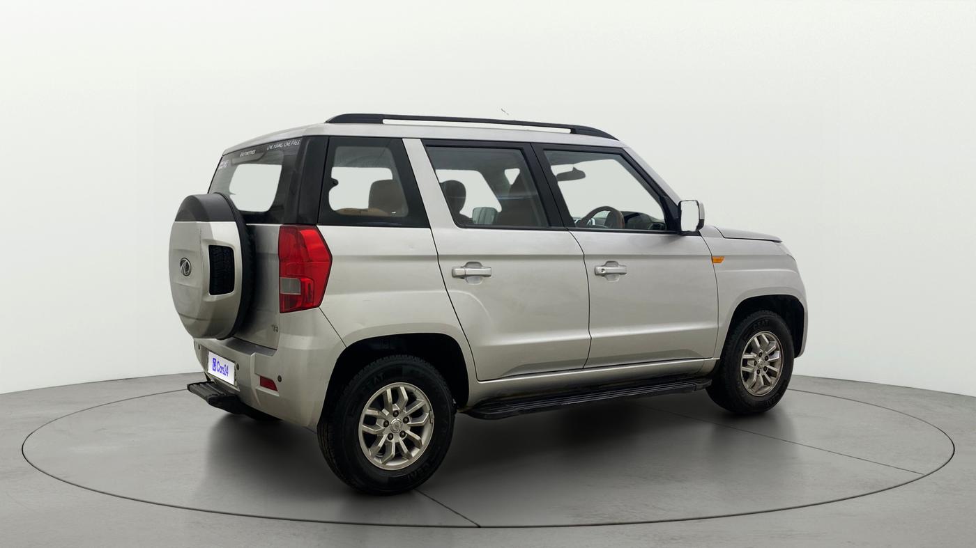 2017 Mahindra TUV300 T8, Diesel, Manual, 31,985 km, Right Back Diagonal