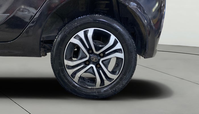 2022 Tata Tiago XZ PLUS CNG, CNG, Manual, 1,14,934 km, Left Rear Wheel