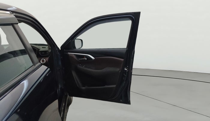 2024 Maruti Grand Vitara DELTA SMART HYBRID AT, Petrol, Automatic, 9,478 km, RHS Front Door