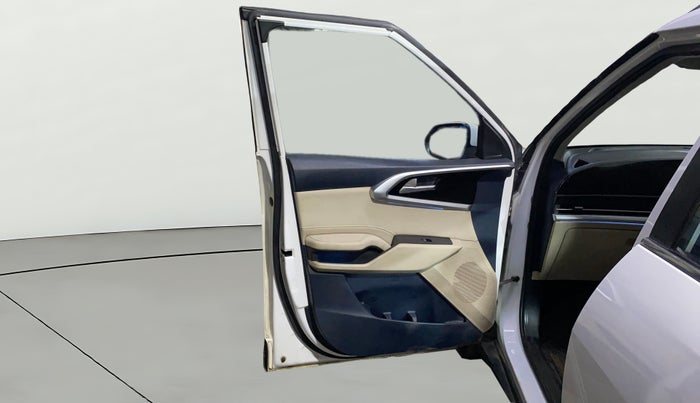 2022 KIA CARENS LUXURY 1.5 DIESEL 7 STR, Diesel, Manual, 59,624 km, LHS Front Door