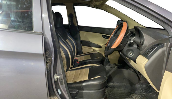 2018 Hyundai Eon MAGNA +, Petrol, Manual, 21,348 km, Right Side Front Door Cabin