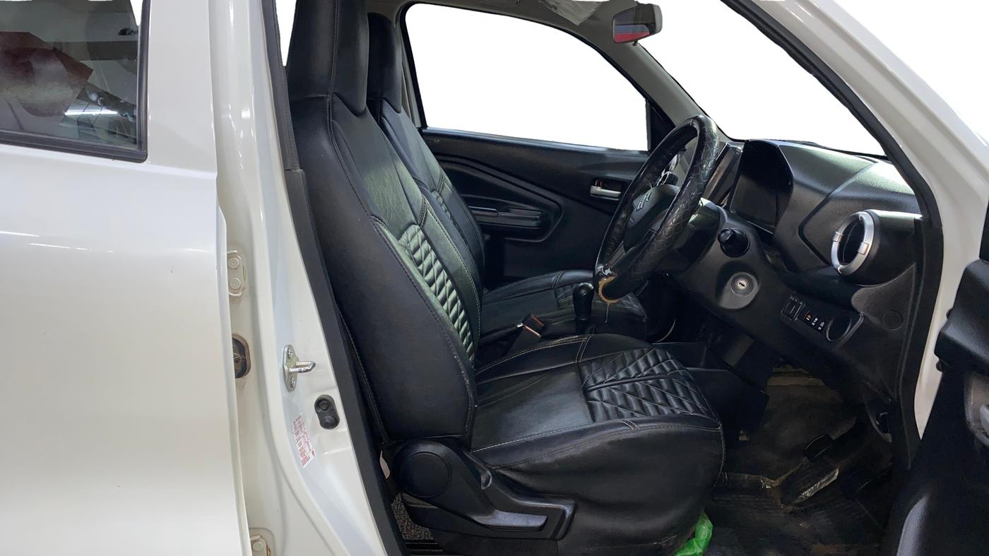 2024 Maruti Celerio VXI, Petrol, Manual, 17,437 km, Right Side Front Door Cabin