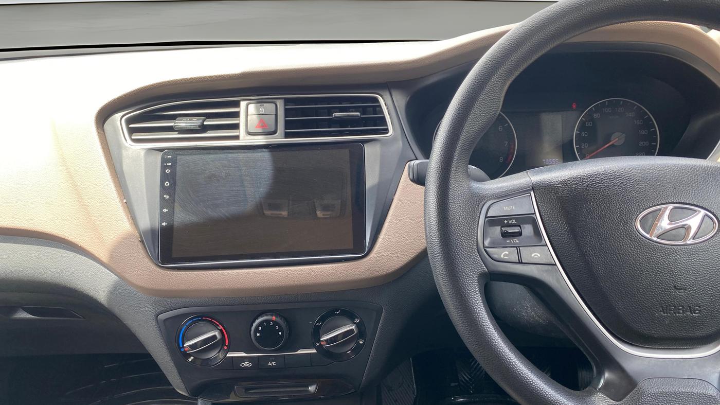 2019 Hyundai Elite i20 MAGNA PLUS 1.2, Petrol, Manual, 73,553 km, Air Conditioner