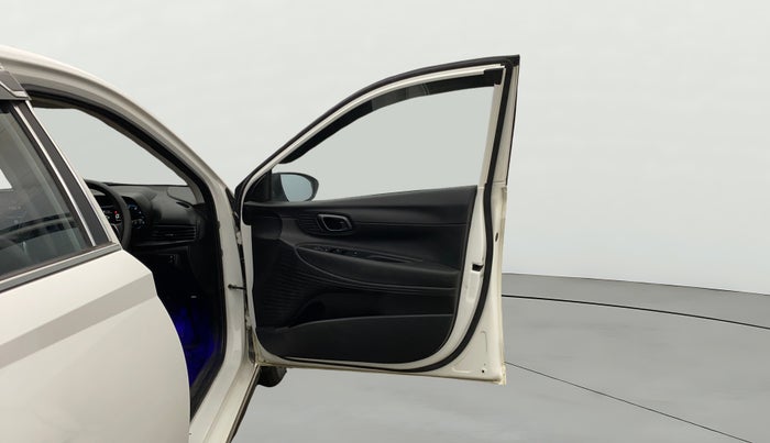 2022 Hyundai NEW I20 SPORTZ 1.2 MT, Petrol, Manual, 41,907 km, RHS Front Door