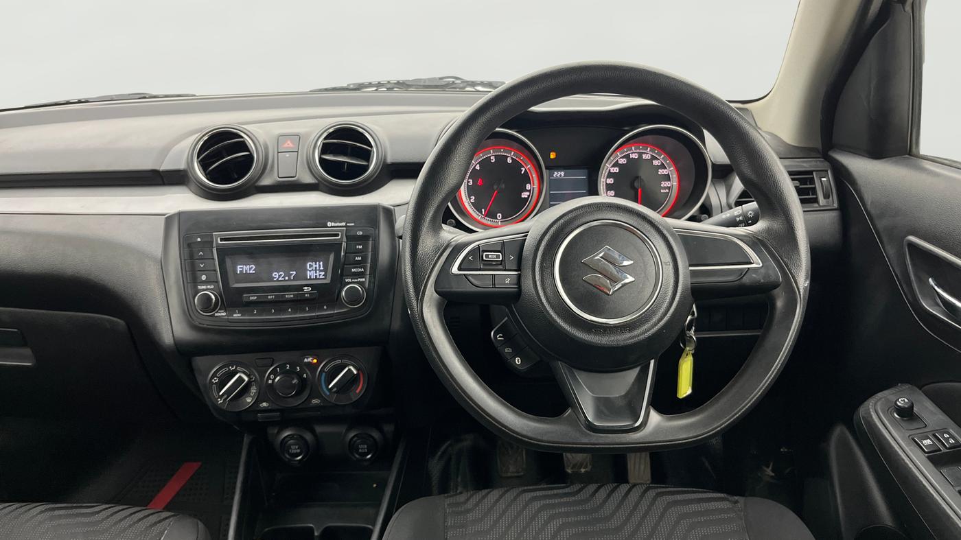 2020 Maruti Swift VXI, Petrol, Manual, 50,495 km, Steering Wheel Close Up