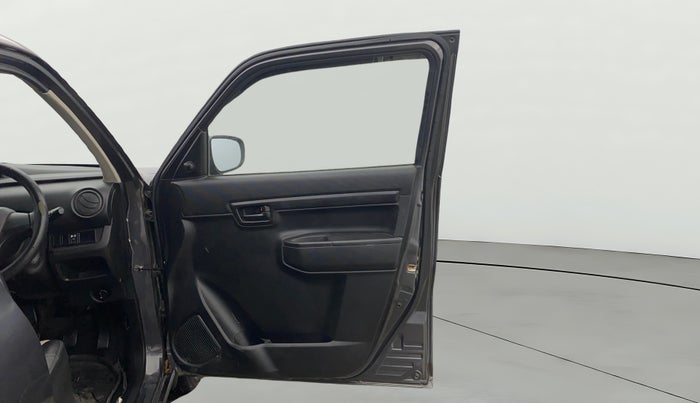 2022 Maruti S PRESSO VXI S-CNG, CNG, Manual, 9,122 km, RHS Front Door