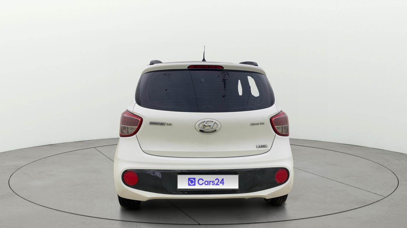 2017 Hyundai Grand i10 SPORTZ (O) 1.2 U2 CRDI, Diesel, Manual, 1,31,537 km, Back/Rear