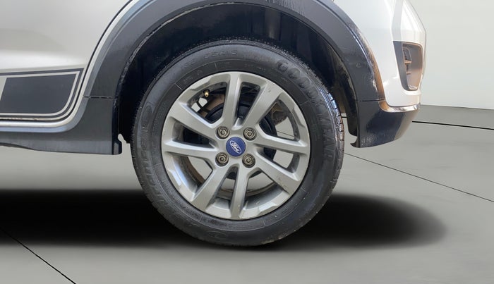 2018 Ford FREESTYLE TITANIUM 1.2 PETROL, Petrol, Manual, 76,412 km, Left Rear Wheel