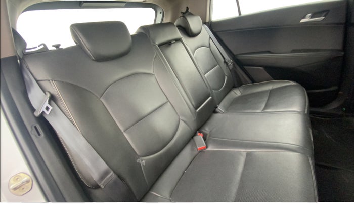 2019 Hyundai Creta SX (O) EXECUTIVE 1.6 PETROL, Petrol, Manual, 35,320 km, Right Side Rear Door Cabin