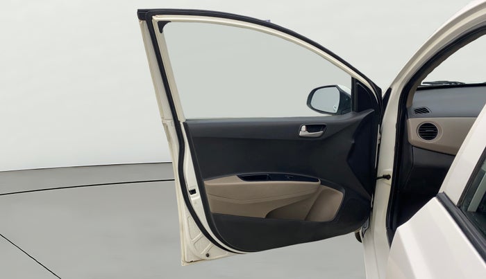 2015 Hyundai Grand i10 SPORTZ 1.2 KAPPA VTVT, Petrol, Manual, 82,415 km, LHS Front Door