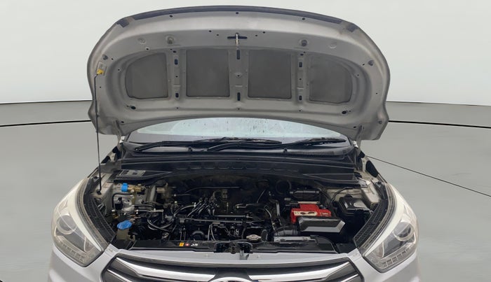 2016 Hyundai Creta SX PLUS 1.6 PETROL, CNG, Manual, 1,14,301 km, Open Bonet