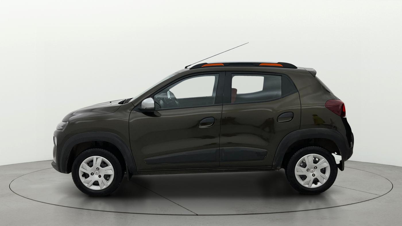 2025 Renault Kwid RXT 1.0 AMT, Petrol, Automatic, 16,638 km, Left Side