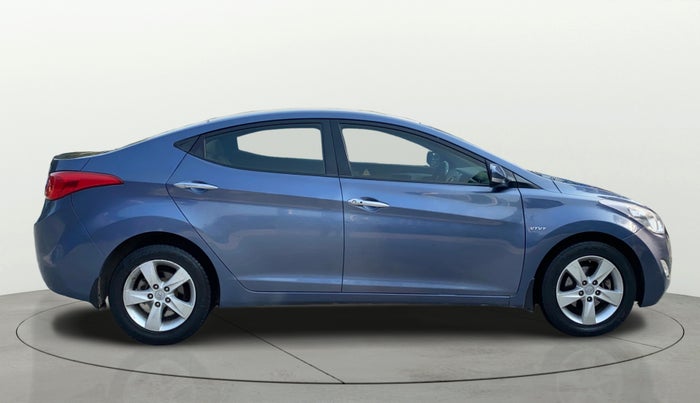 2014 Hyundai New Elantra 1.8 SX MT VTVT, Petrol, Manual, 71,756 km, Right Side View