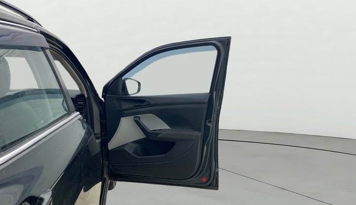 2022 Skoda KUSHAQ ACTIVE 1.0L TSI MT, Petrol, Manual, 37,190 km, RHS Front Door