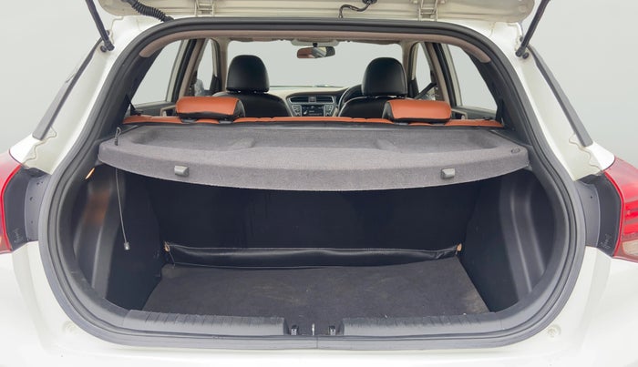 2019 Hyundai Elite i20 ASTA 1.4 CRDI (O), Diesel, Manual, 76,855 km, Boot Open Zoomed View