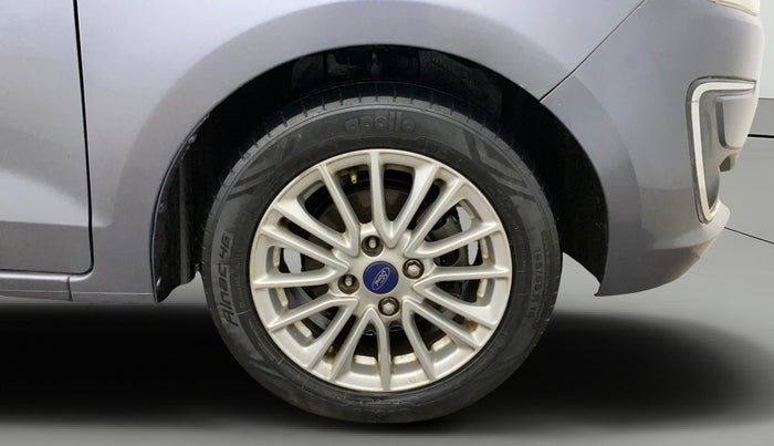 2019 Ford Figo Aspire TITANIUM 1.2 PETROL, Petrol, Manual, 66,338 km, Right Front Wheel