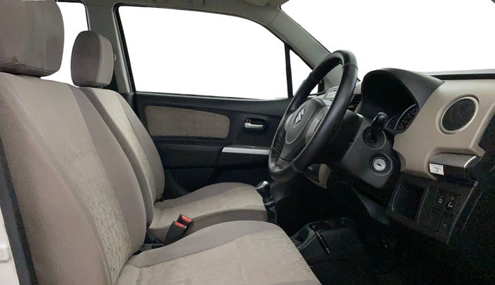 2015 Maruti Wagon R 1.0 VXI, Petrol, Manual, 44,888 km, Right Side Front Door Cabin