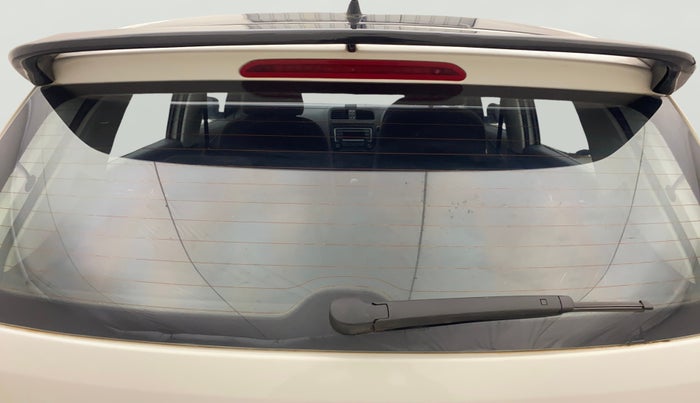 2016 Volkswagen Polo COMFORTLINE 1.2L, Petrol, Manual, 1,00,255 km, Rear Windshield