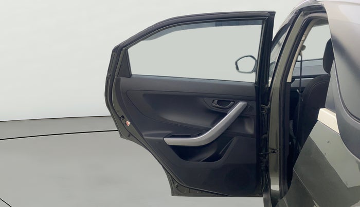 2023 Tata NEXON XMA SUNROOF PETROL, Petrol, Automatic, 14,457 km, LHS Rear Door