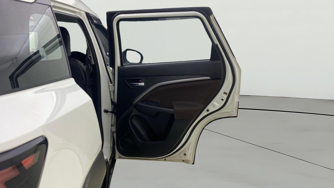 2022 Maruti BREZZA ZXI SMART HYBRID , Petrol, Manual, 28,481 km, RHS Rear Door