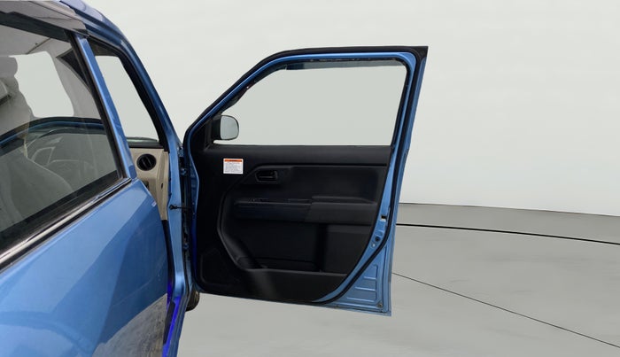 2020 Maruti New Wagon-R LXI CNG 1.0, CNG, Manual, 73,710 km, RHS Front Door