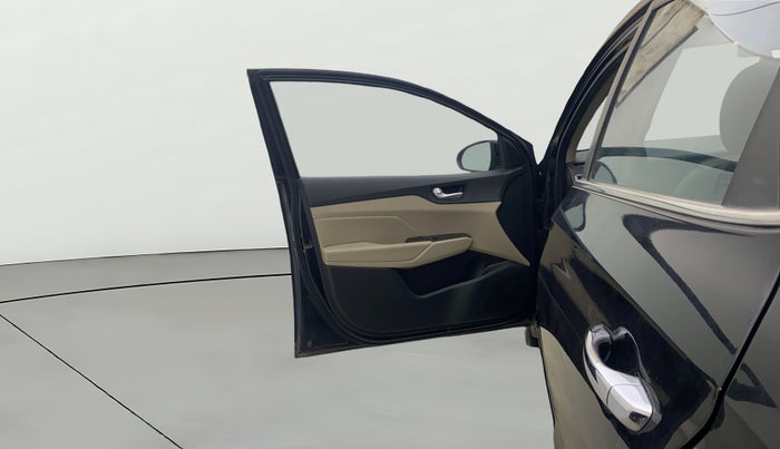 2018 Hyundai Verna 1.6 VTVT SX O, Petrol, Manual, 2,026 km, LHS Front Door