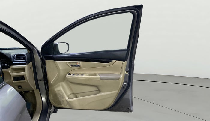 2015 Maruti Ciaz VXI, Petrol, Manual, 34,738 km, RHS Front Door