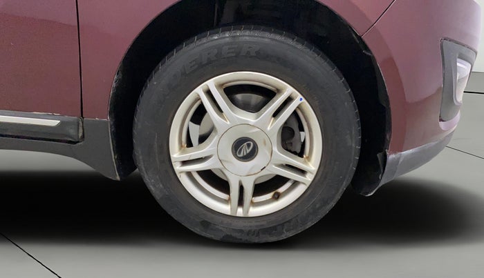 2019 Mahindra MARAZZO M6 7 STR, Diesel, Manual, 50,344 km, Right Front Wheel