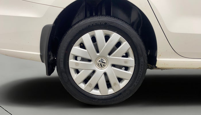 2018 Volkswagen Vento COMFORTLINE 1.6, Petrol, Manual, 44,789 km, Right Rear Wheel