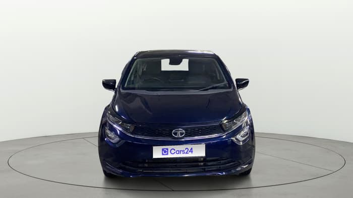 2023 Tata ALTROZ XZ + SUNROOF, Petrol, Manual, 11,273 km, Front