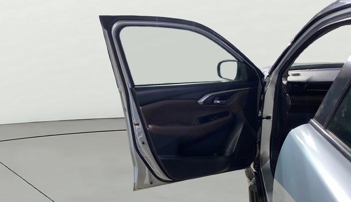 2022 Maruti Grand Vitara ALPHA SMART HYBRID, Petrol, Manual, 62,308 km, LHS Front Door