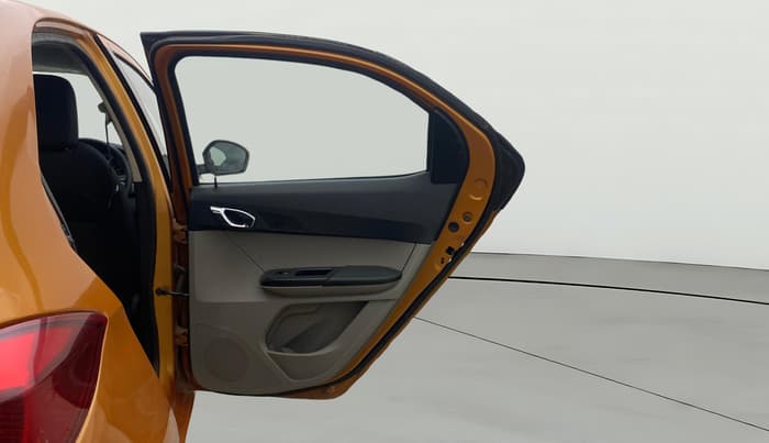 2017 Tata Tiago XZ PETROL, Petrol, Manual, 48,052 km, RHS Rear Door