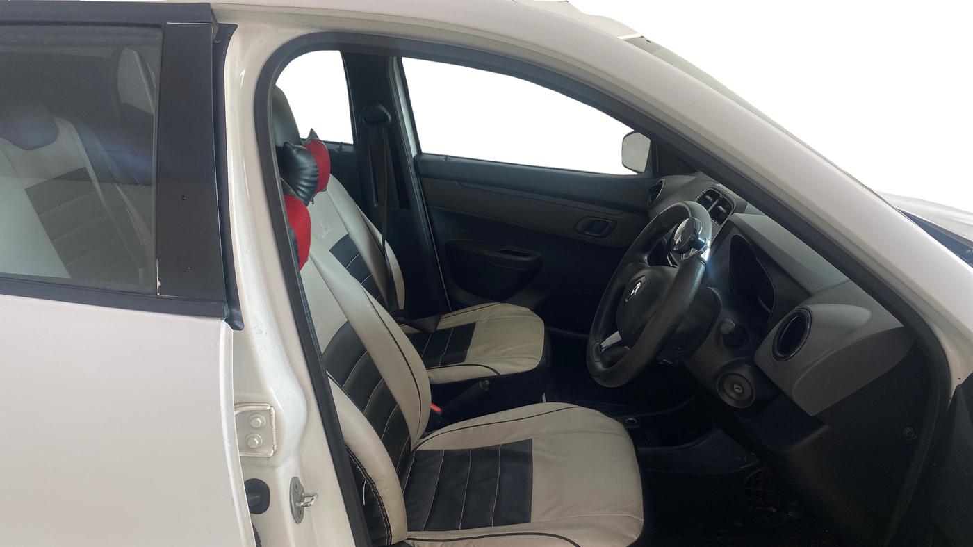 2017 Renault Kwid RXT 1.0 AMT (O), Petrol, Automatic, 74,482 km, Right Side Front Door Cabin