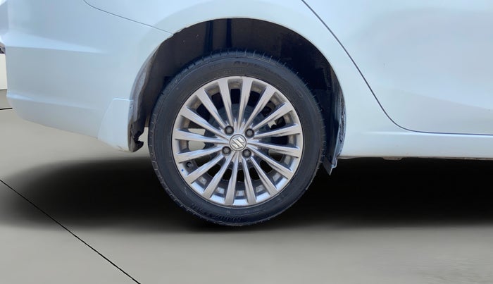 2017 Maruti Ciaz ALPHA 1.4 PETROL, Petrol, Manual, 68,225 km, Right Rear Wheel