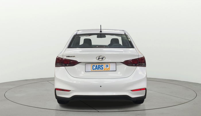 2018 Hyundai Verna 1.4 E PETROL, Petrol, Manual, 75,307 km, Back/Rear
