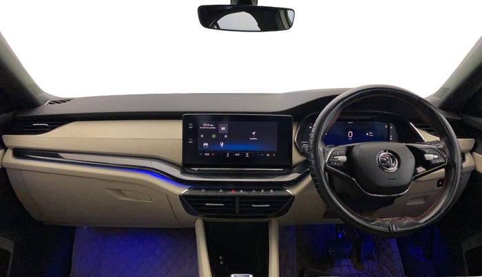 2022 Skoda Octavia STYLE 2.0, Petrol, Automatic, 43,532 km, Dashboard