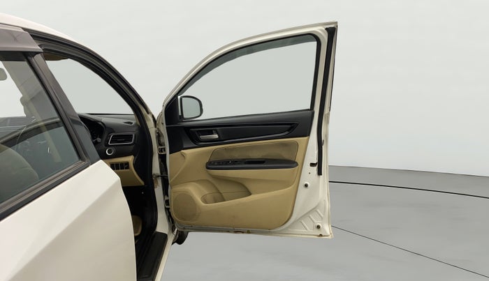 2020 Honda Amaze 1.2L I-VTEC VX CVT, Petrol, Automatic, 1,11,217 km, RHS Front Door