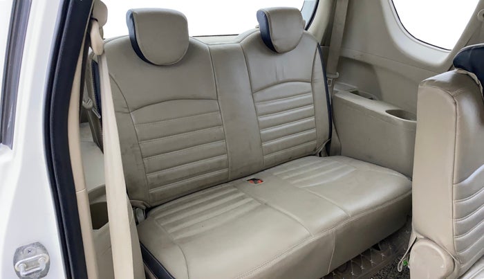 2015 Maruti Ertiga VXI, CNG, Manual, 77,466 km, Third Seat Row ( optional )