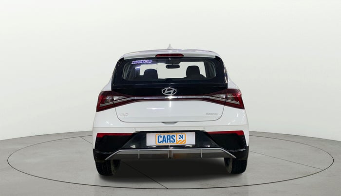 2025 Hyundai NEW I20 SPORTZ 1.2 MT, Petrol, Manual, 5,349 km, Back/Rear